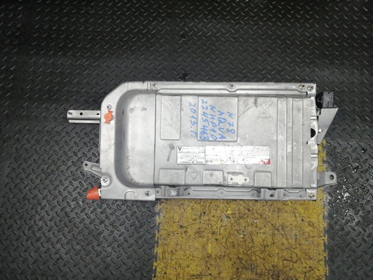 Высоковольтная батарея Тойота Аква в Нижнекамске 105079