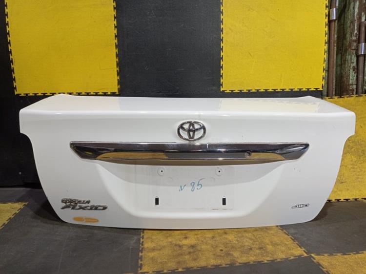Крышка багажника Тойота Королла Аксио в Нижнекамске 108392