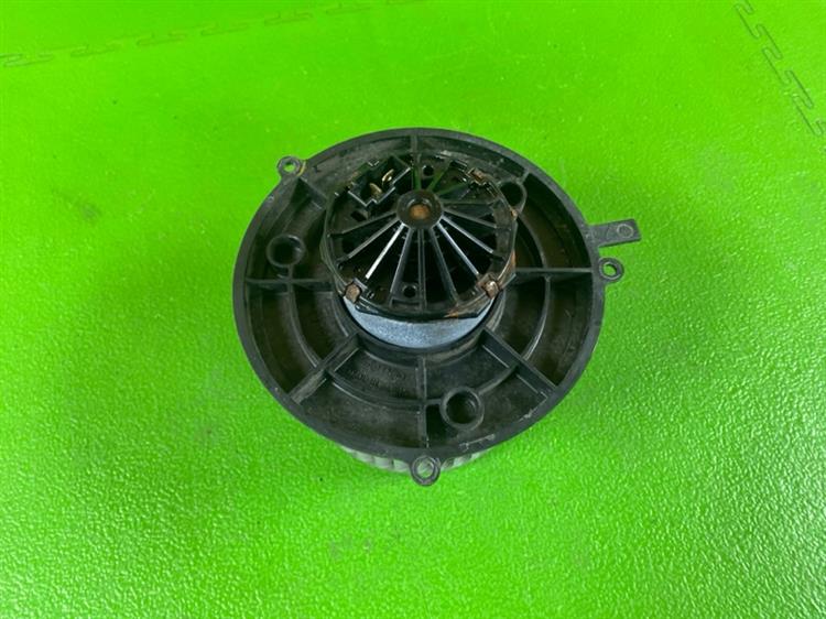 Мотор печки Тойота Териос Кид в Нижнекамске 113143