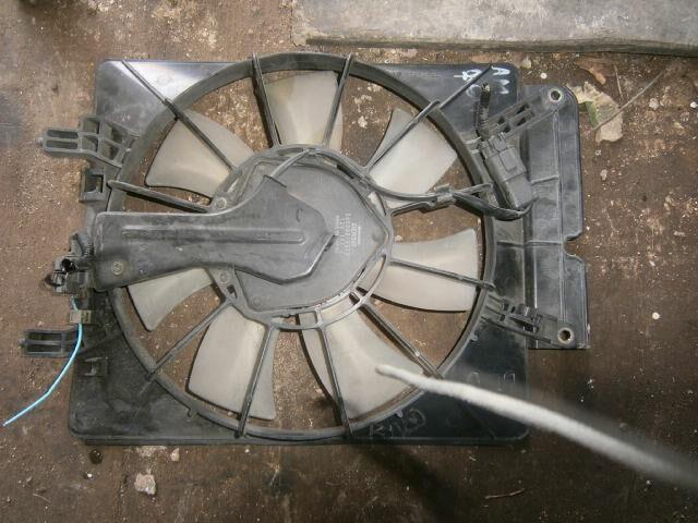 Диффузор радиатора Хонда СРВ в Нижнекамске 24032