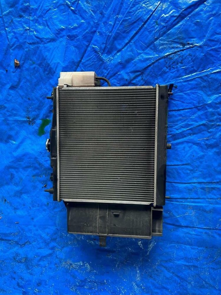 Радиатор основной Ниссан Куб в Нижнекамске 245900