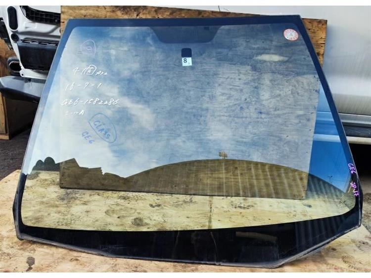 Лобовое стекло Хонда Фит в Нижнекамске 255791