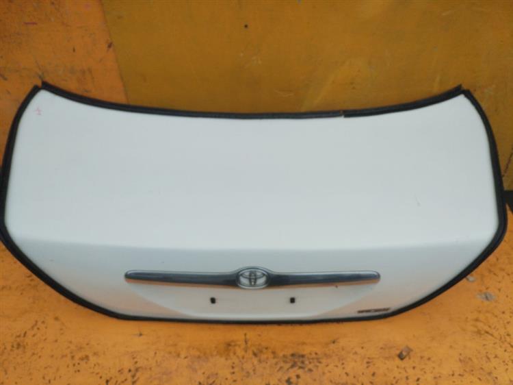Крышка багажника Тойота Марк 2 в Нижнекамске 555391