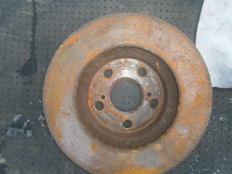 Тормозной диск Тойота Приус в Нижнекамске 65169