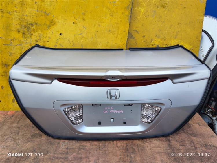Крышка багажника Хонда Инспаер в Нижнекамске 652201