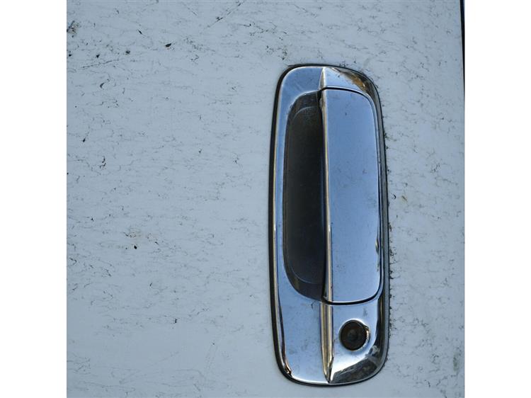 Дверь Тойота Краун в Нижнекамске 94144